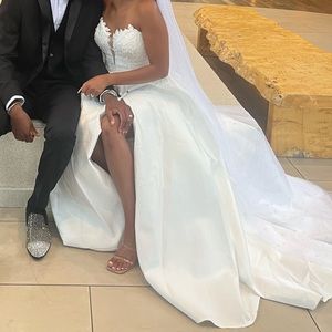 Lulus Now and Always White Beaded Embroidered Strapless Gown sizes 8